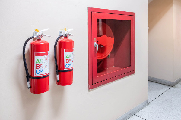 Instalaciones de Equipos de Protección Contra Incendios · Sistemas Protección Contra Incendios Carlet