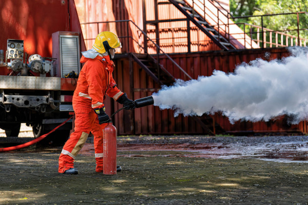 Sistemas de Protección de Incendios Mediante Espuma · Sistemas Protección Contra Incendios Utiel